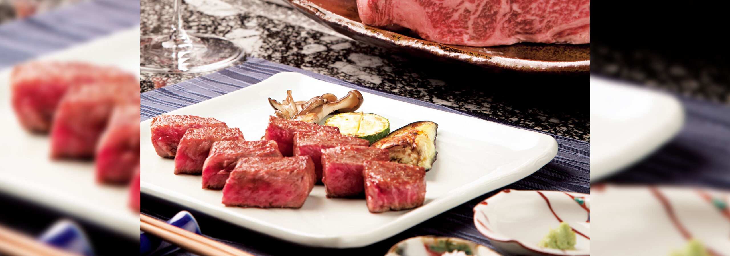 鉄板焼レストラン「山吹」